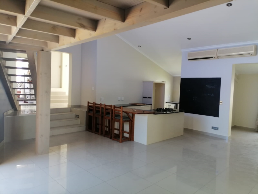 To Let 4 Bedroom Property for Rent in Steynsrust Western Cape